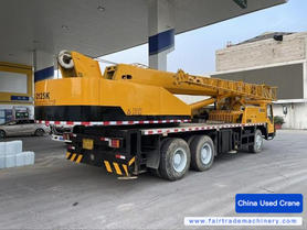 Buy XCMG QY20G Used Crane / 4 Buy XCMG QY20G Used Crane / 4